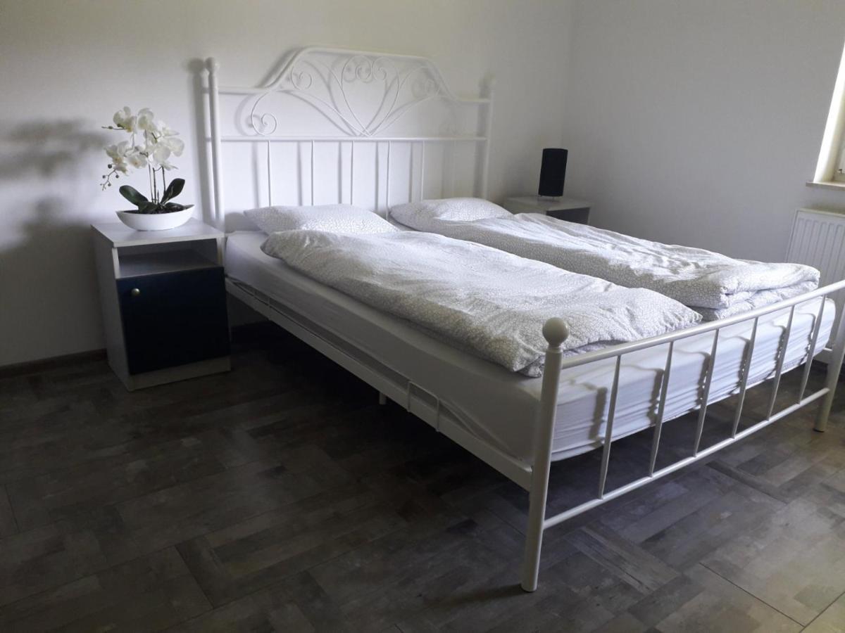 Pokoje U Nadii Apartamento Karwienskie Bloto Drugie Exterior foto